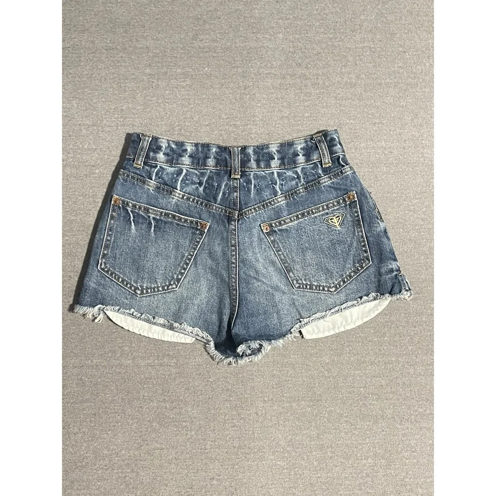 Roxy Denim Shorts Womens Size 26 Medium Wash Frayed Hem Beach Y2K Summer Style